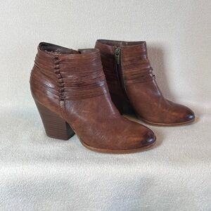 ISOLA Lander Heeled Ankle Boots Strappy Knotted Brown Women's Size 9